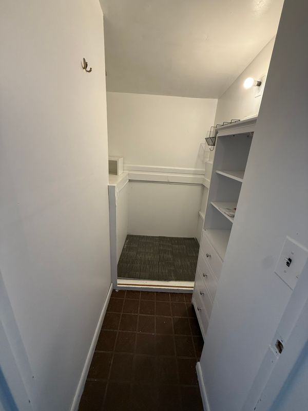733 Oakwood Ave - Photo 5 of 7