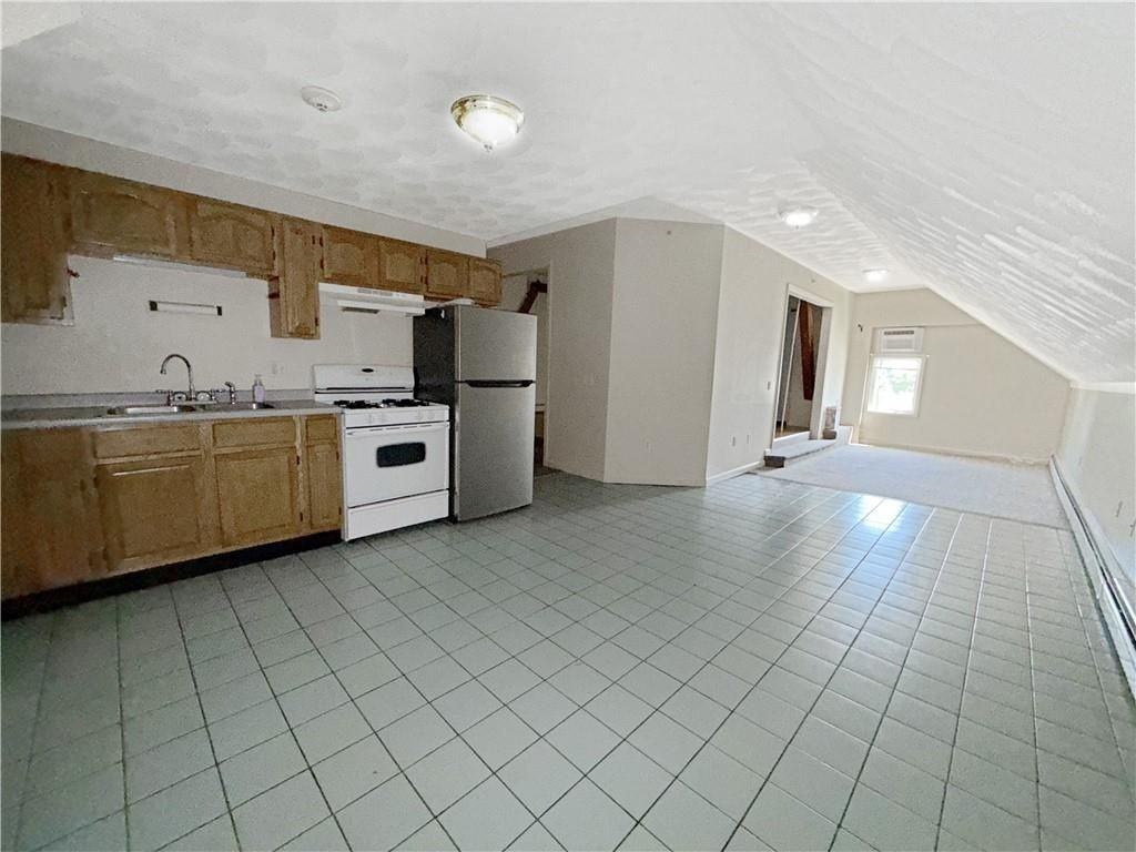 55 Beach St ##1b2 - Photo 3 of 8