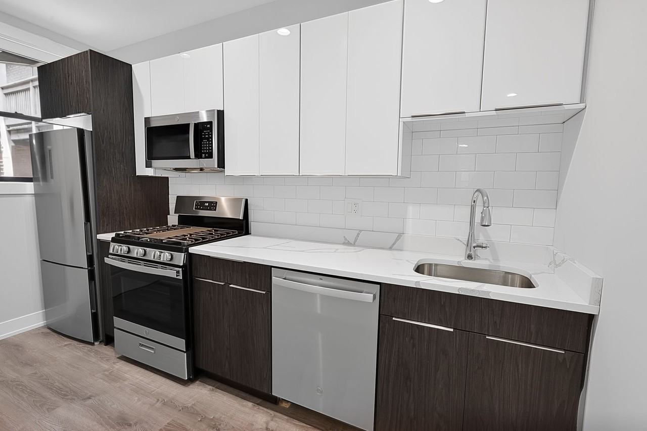 The Juneway Terrace - Photo 7 of 50