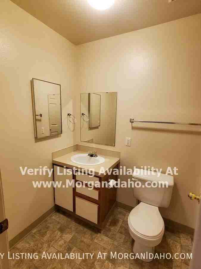 6723 W Overland Rd #101 - Photo 2 of 8