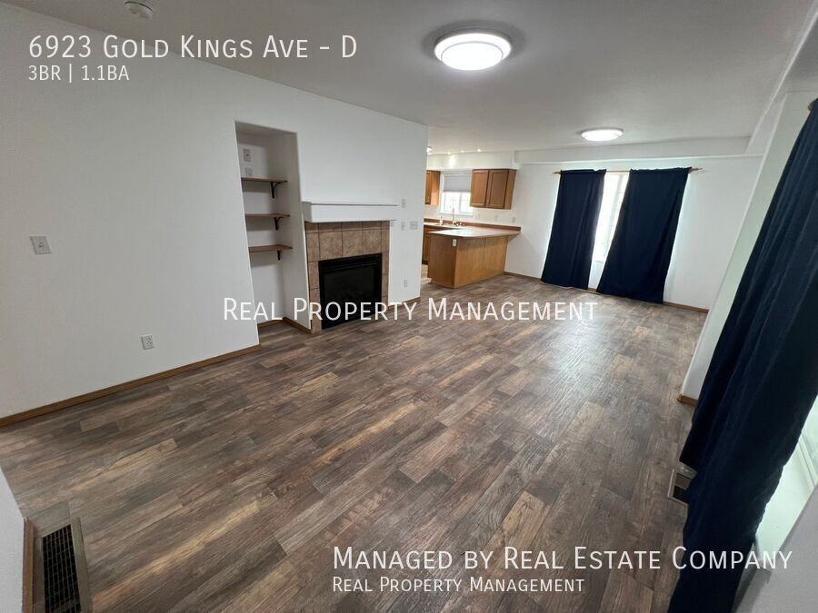 6923 Gold Kings Ave #D - Photo 7 of 17