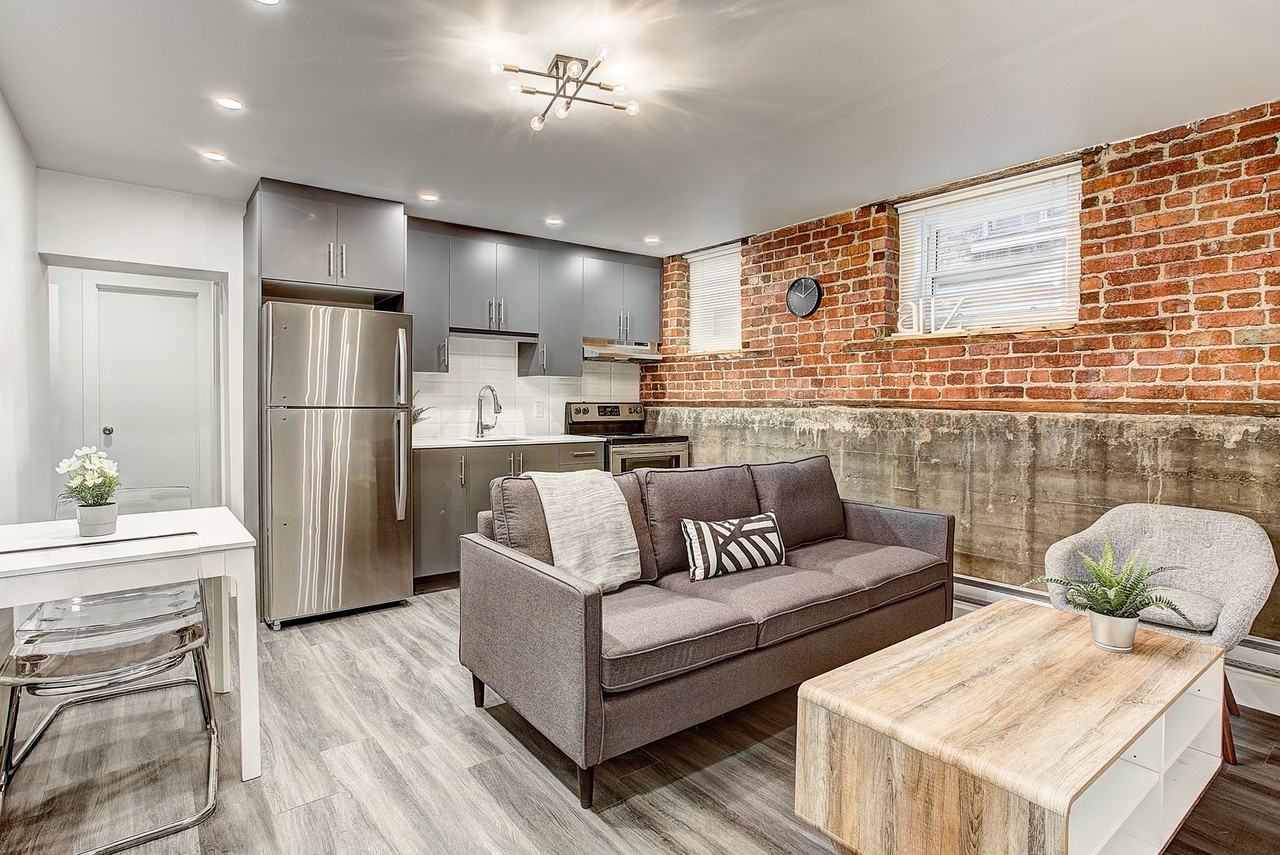 2077 Boulevard De Maisonneuve Ouest - Photo 4 of 12