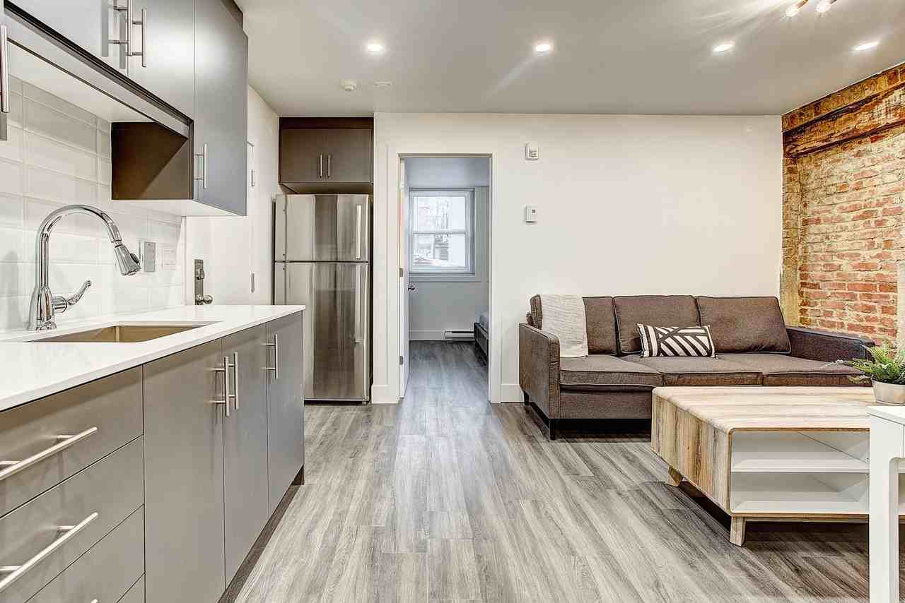 2077 Boulevard De Maisonneuve Ouest - Photo 7 of 12