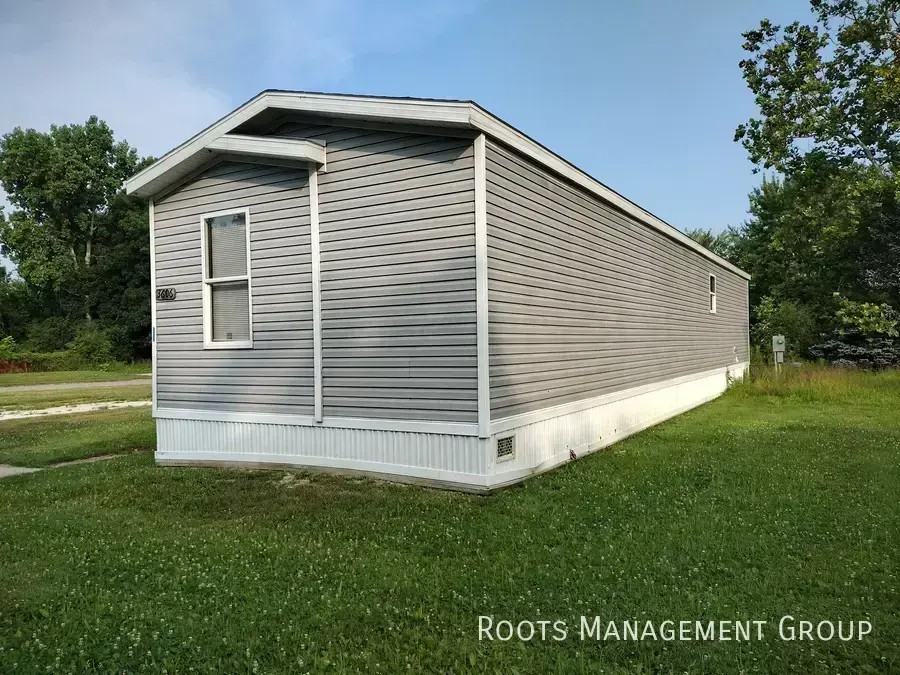 3606 Aurora Ct - Photo 2 of 9