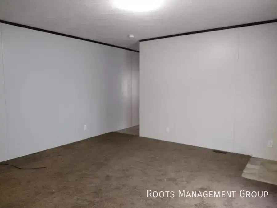 3606 Aurora Ct - Photo 3 of 9