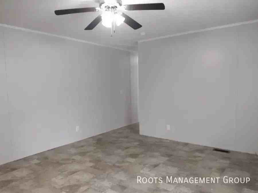 3385 Mark Meadow Dr - Photo 3 of 9