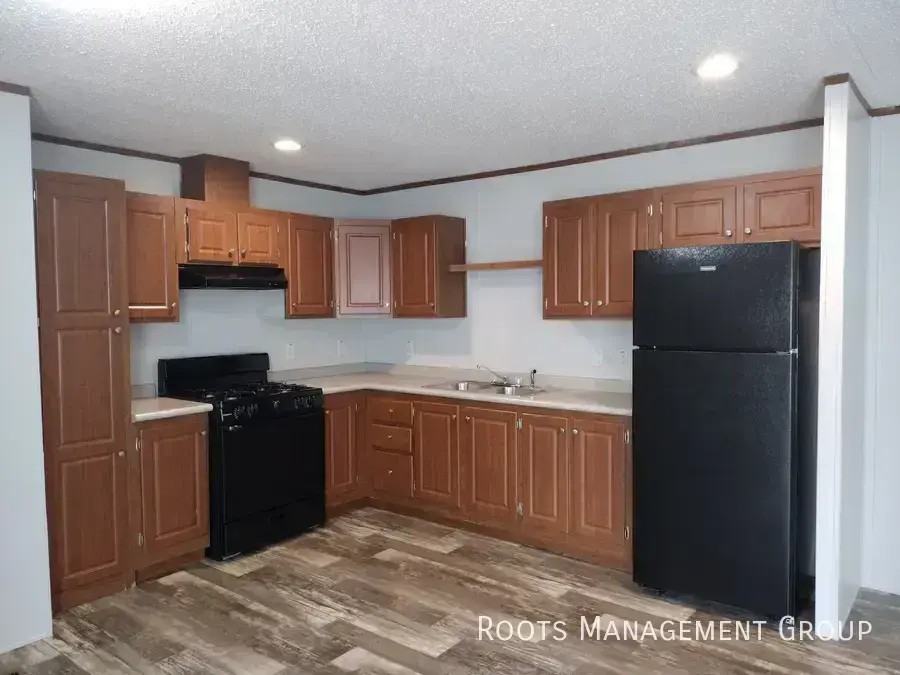 2443 Gena Ann Ln - Photo 4 of 9