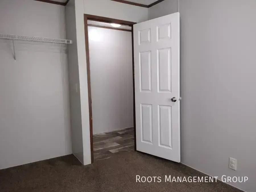 2443 Gena Ann Ln - Photo 6 of 9