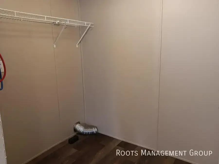 15 Locust St #15 - Photo 5 of 33