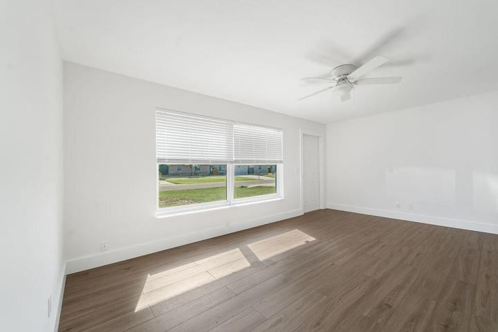 4317 Birdwood Street - Photo 2 of 8