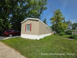featured image of 2605 Forest Oaks St #2605F