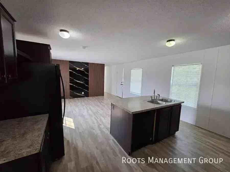 2605 Forest Oaks St #2605F - Photo 6 of 17
