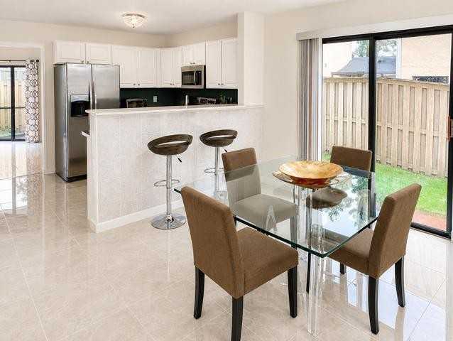 1710 Shoreside Circle - Photo 5 of 8