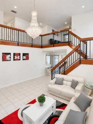 1710 Shoreside Circle - Photo 3 of 8