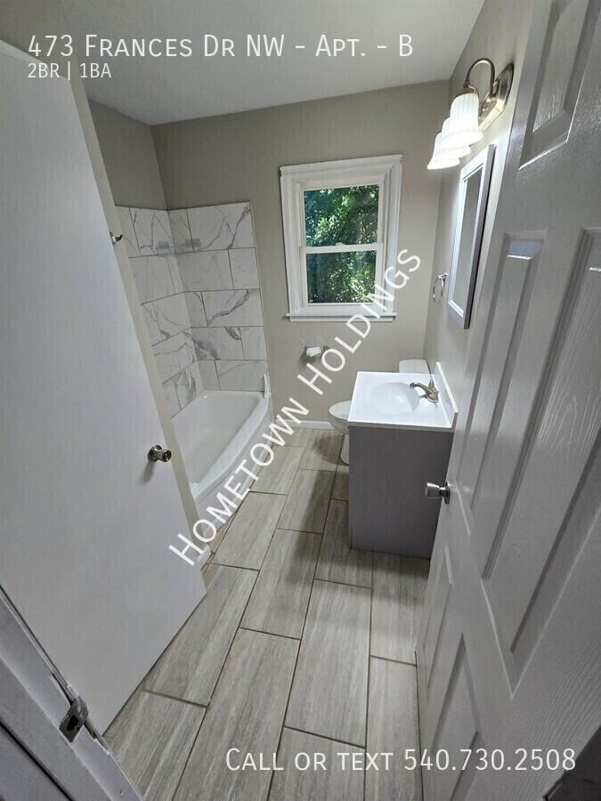 473 Frances Dr Nw #B - Photo 5 of 7