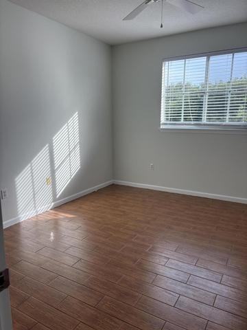 2050 Alta Meadows Lane - Photo 6 of 8