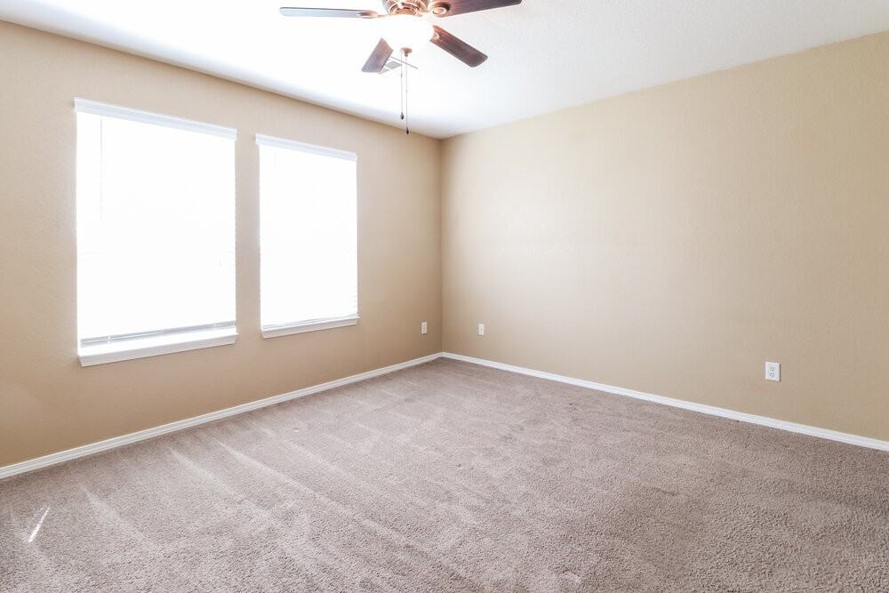5536 Bush Creek Way - Photo 6 of 27