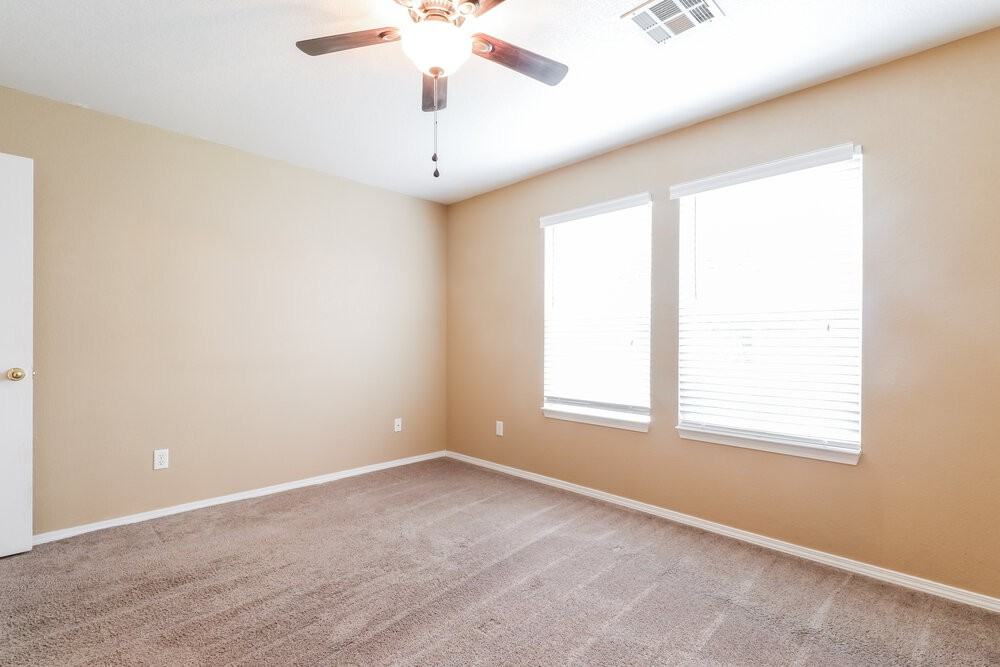 5536 Bush Creek Way - Photo 7 of 27