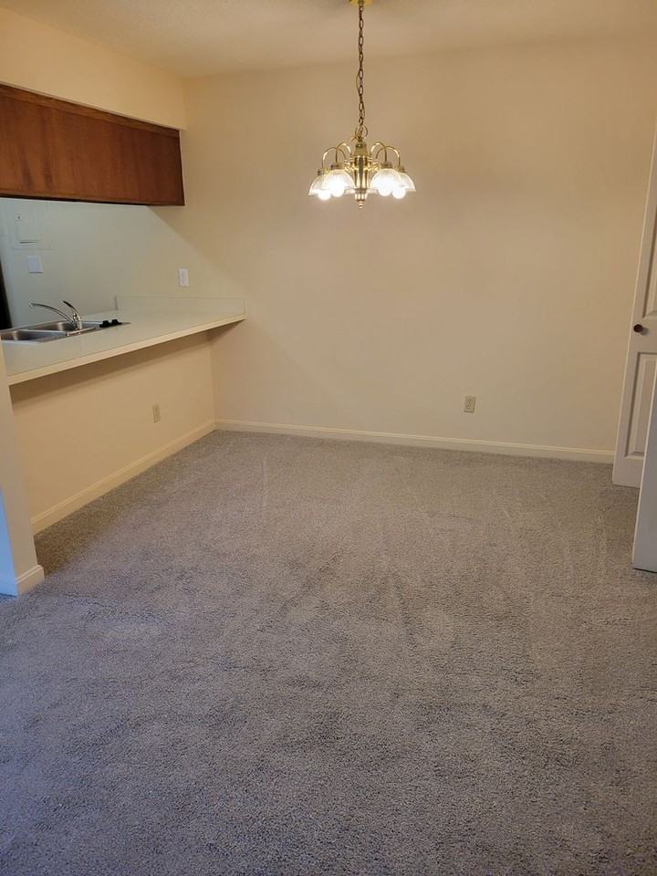 Lakewood Flats and Townhomes - Photo 3 of 17