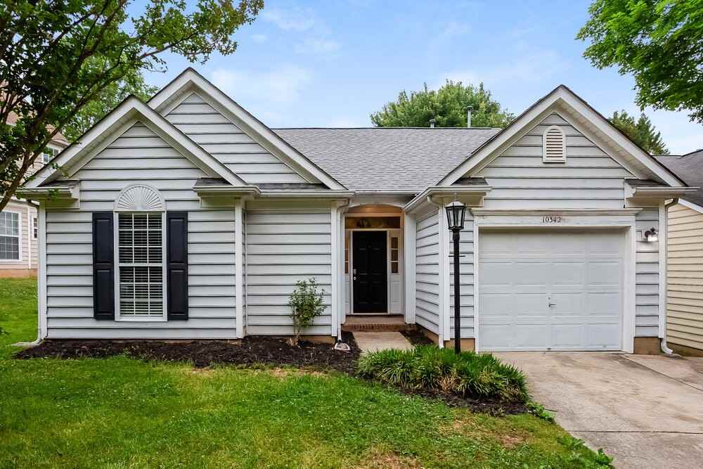 10342 Battle Ct - Photo 3 of 22