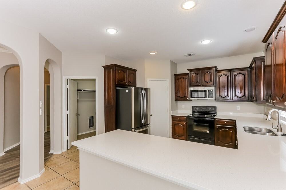 1124 Kielder Cir - Photo 7 of 17
