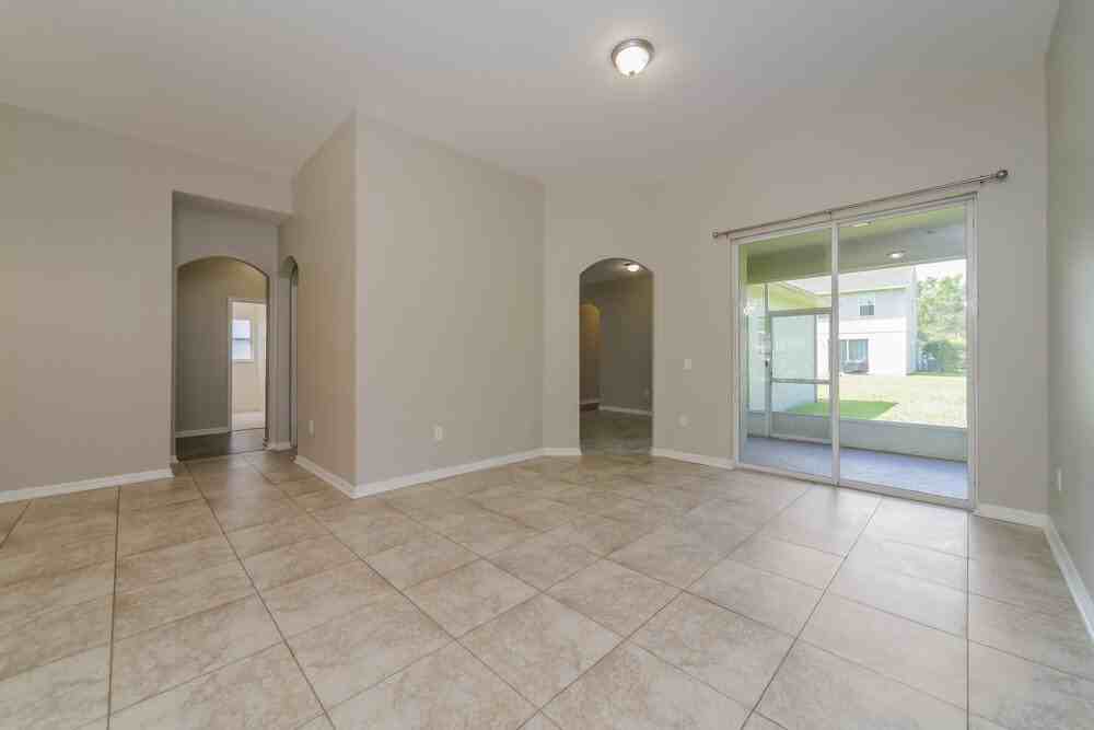 4204 Lugano Ct - Photo 4 of 16