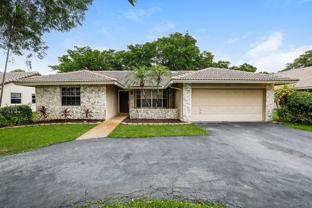 8623 Nw 47th Dr - Photo 1 of 1