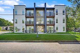 512 W Clark St. - Photo 1 of 1