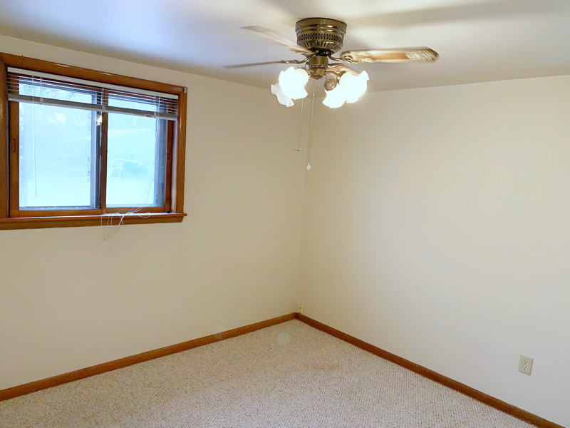 2395 S 92nd St - Photo 7 of 16