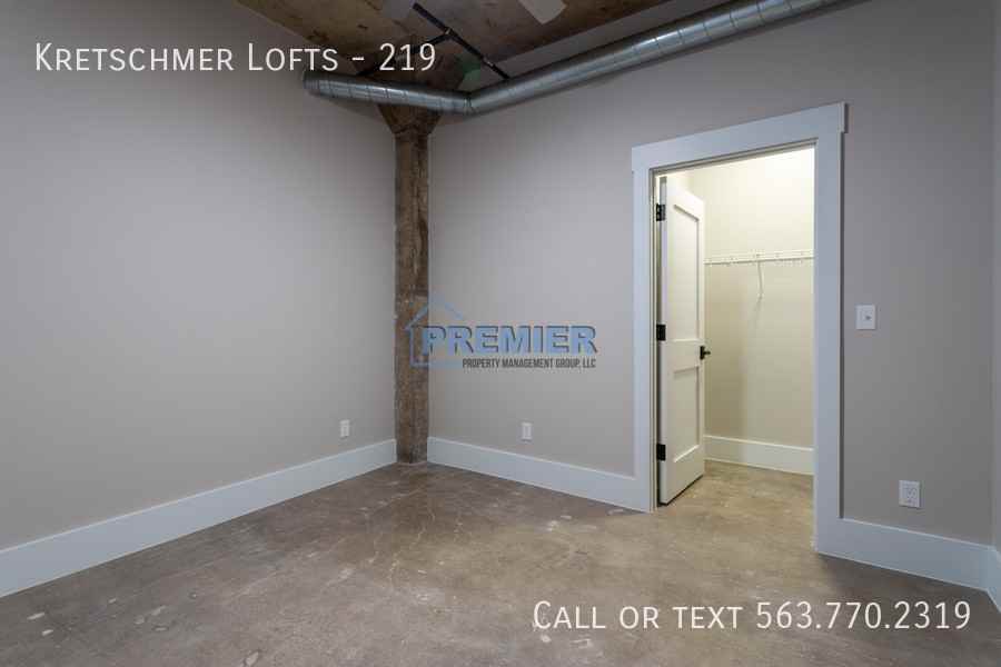 Kretschmer Lofts #219 - Photo 4 of 29