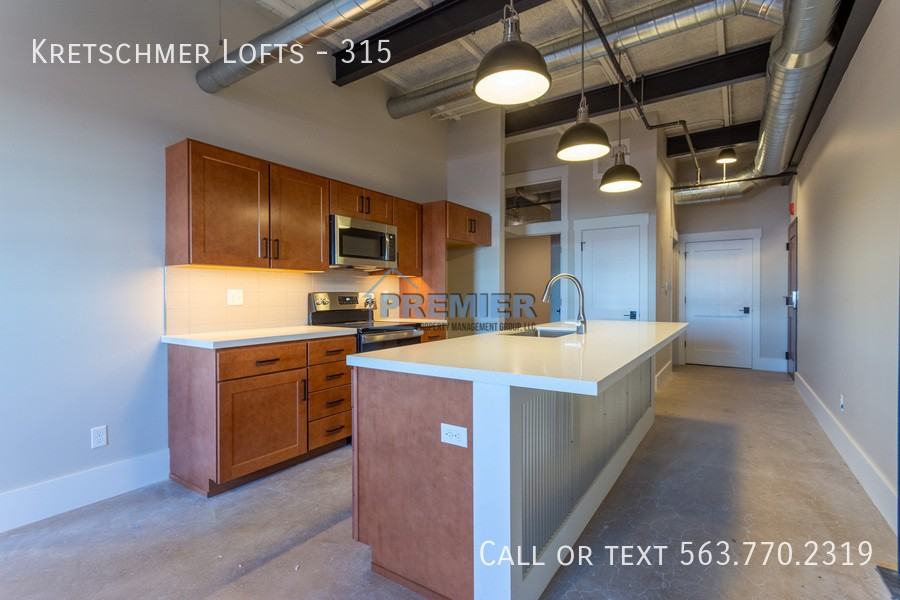 Kretschmer Lofts #315 - Photo 3 of 29