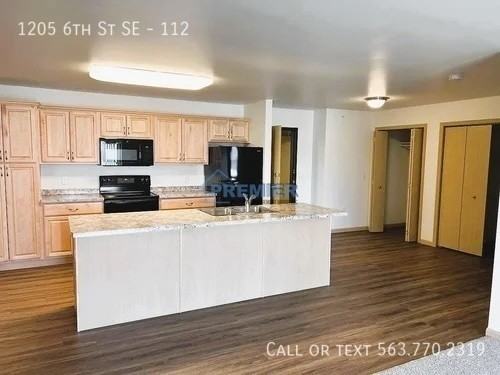 1205 6th St Se #112 - Photo 3 of 7