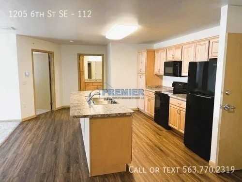 1205 6th St Se #112 - Photo 4 of 7