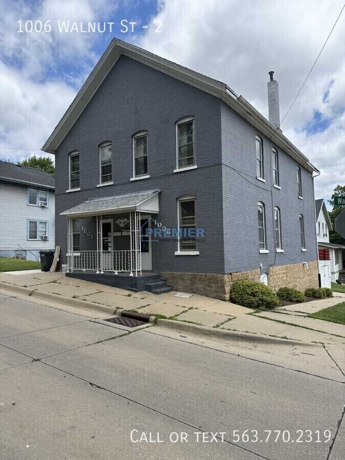1006 Walnut St #2