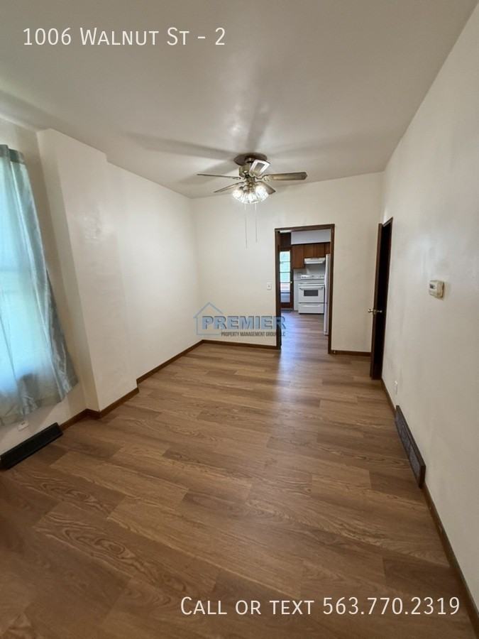 1006 Walnut St #2 - Photo 3 of 9