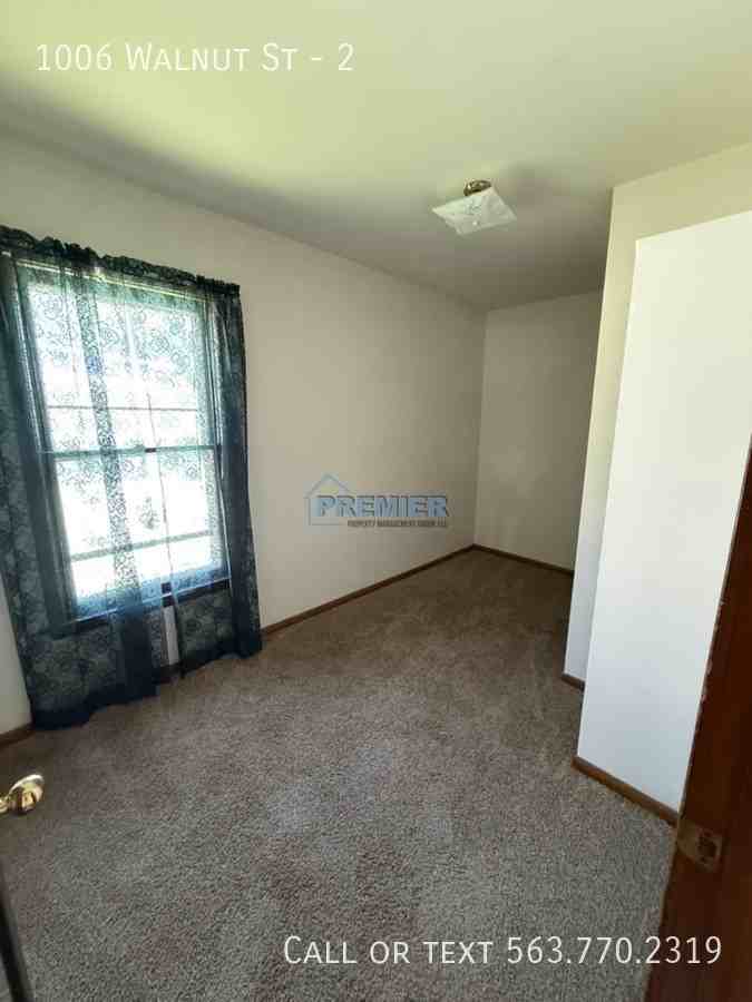 1006 Walnut St #2 - Photo 6 of 9