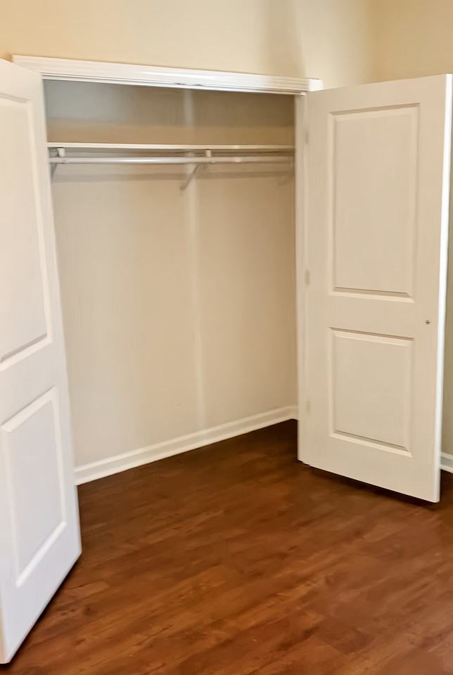 1624 16th Ave S #202 - Photo 2 of 9