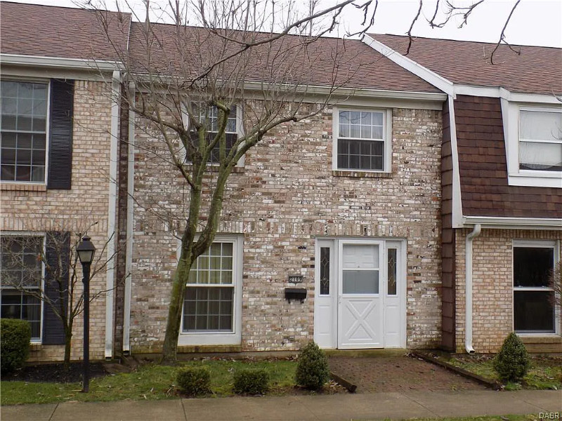 2109 Wellington Ct - Photo 2 of 19