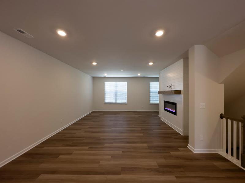 15013 Camus Ct - Photo 5 of 31