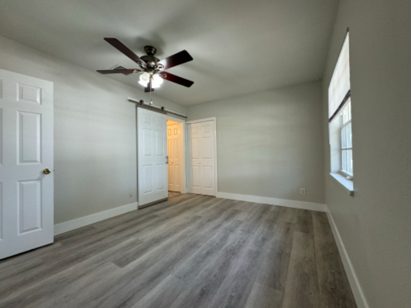 260 20th Ave S #1 - Photo 5 of 20