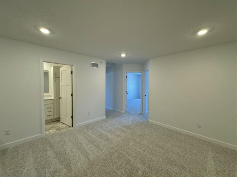 8084 150th Pl Nw - Photo 5 of 13