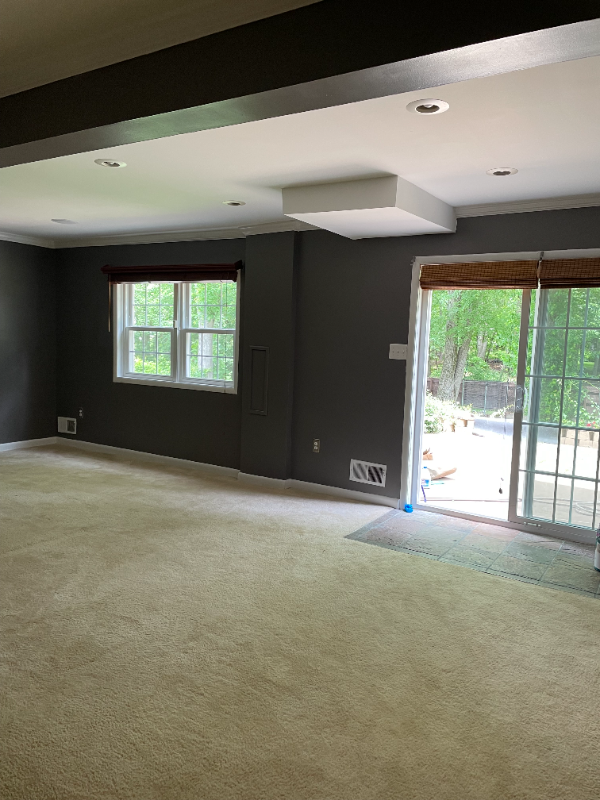 13609 Creekside Dr - Photo 3 of 10