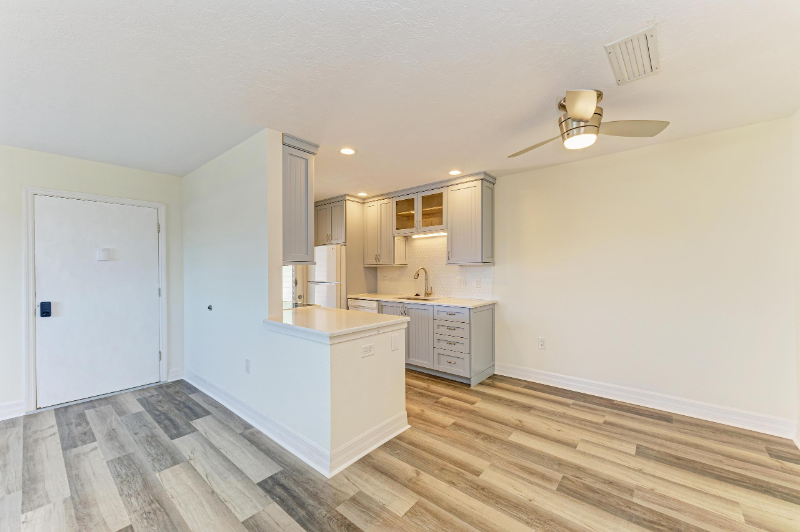 616 Guild Dr #8 - Photo 4 of 20