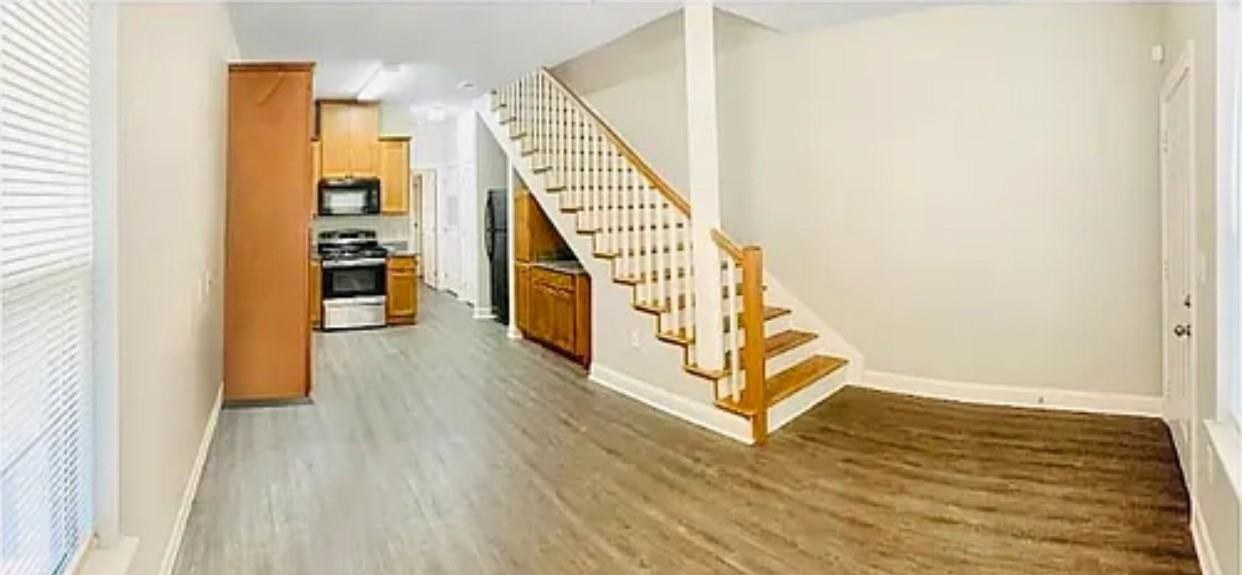 5515 Paige St - Photo 3 of 6