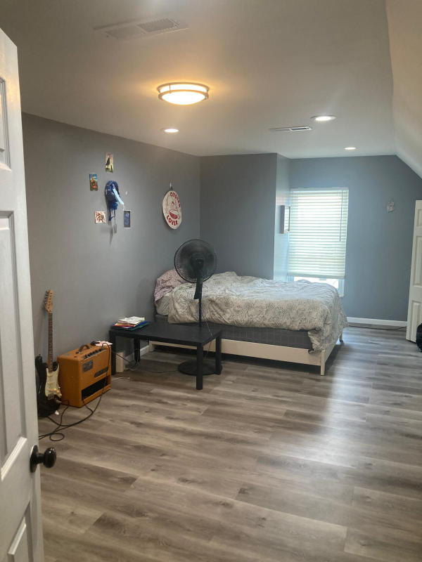 1107 N Hermitage Ave #2F - Photo 6 of 9