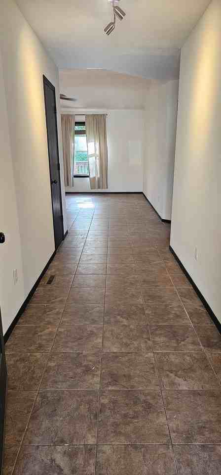 450 S Elgin Ave - Photo 3 of 18