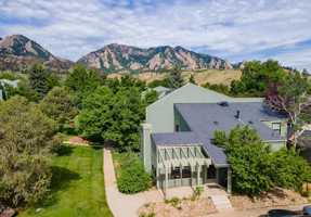 featured image of 55 Benthaven Pl
