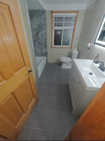 12319 Wheaton Dr - Photo 3 of 3