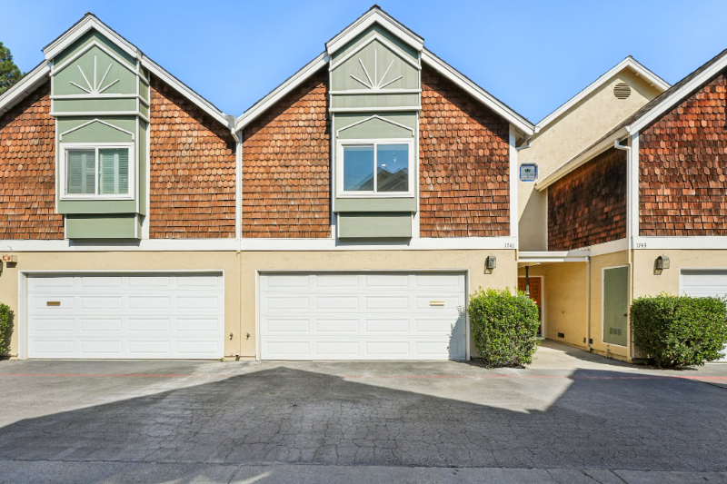 1741 Abington Ct
