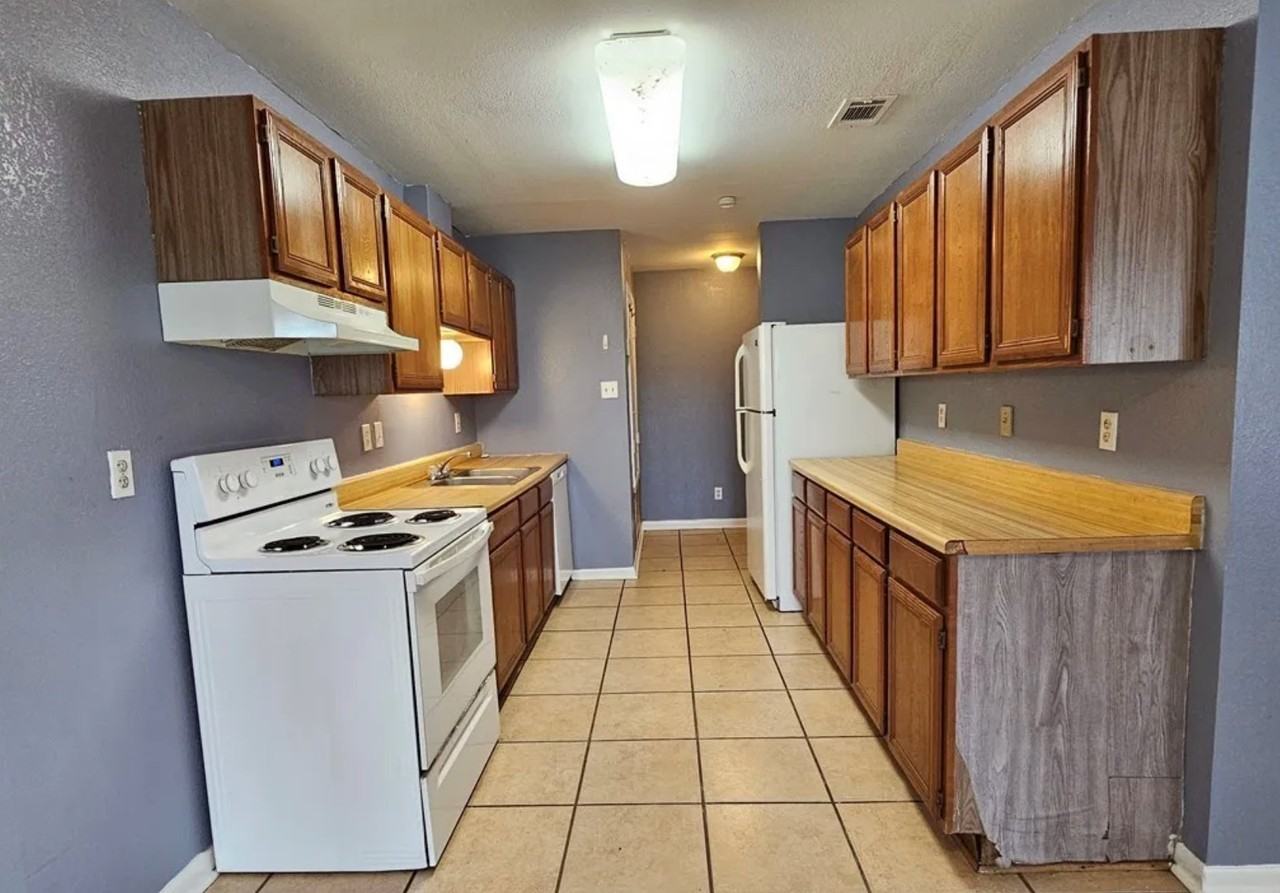 506 Alpine St #C - Photo 4 of 11
